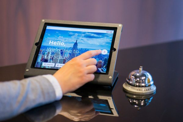 proxyclick-visitor-management-system-VnACB-m22es-unsplash(1)